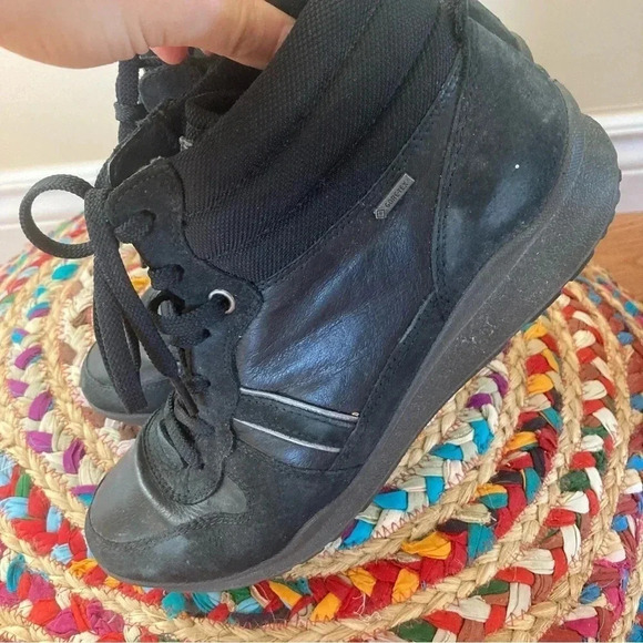 Ecco Gore-tex  black leather canvas boots - Picture 3 of 8